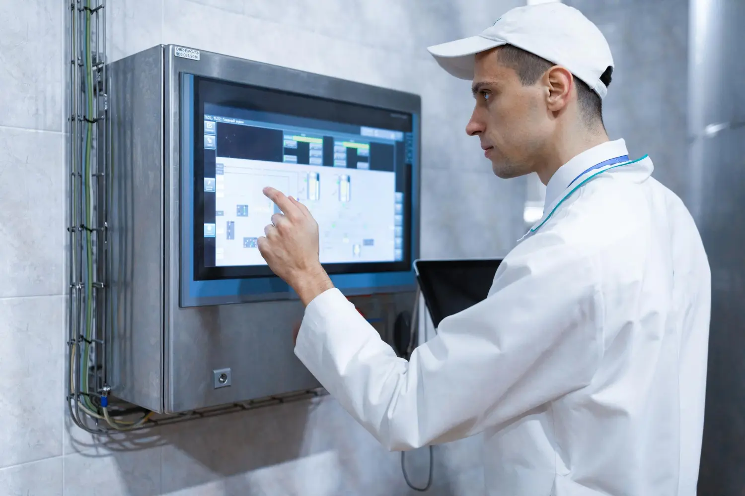 Curso en SCADA y HMI Alarmas, Tendencias y Historian 1