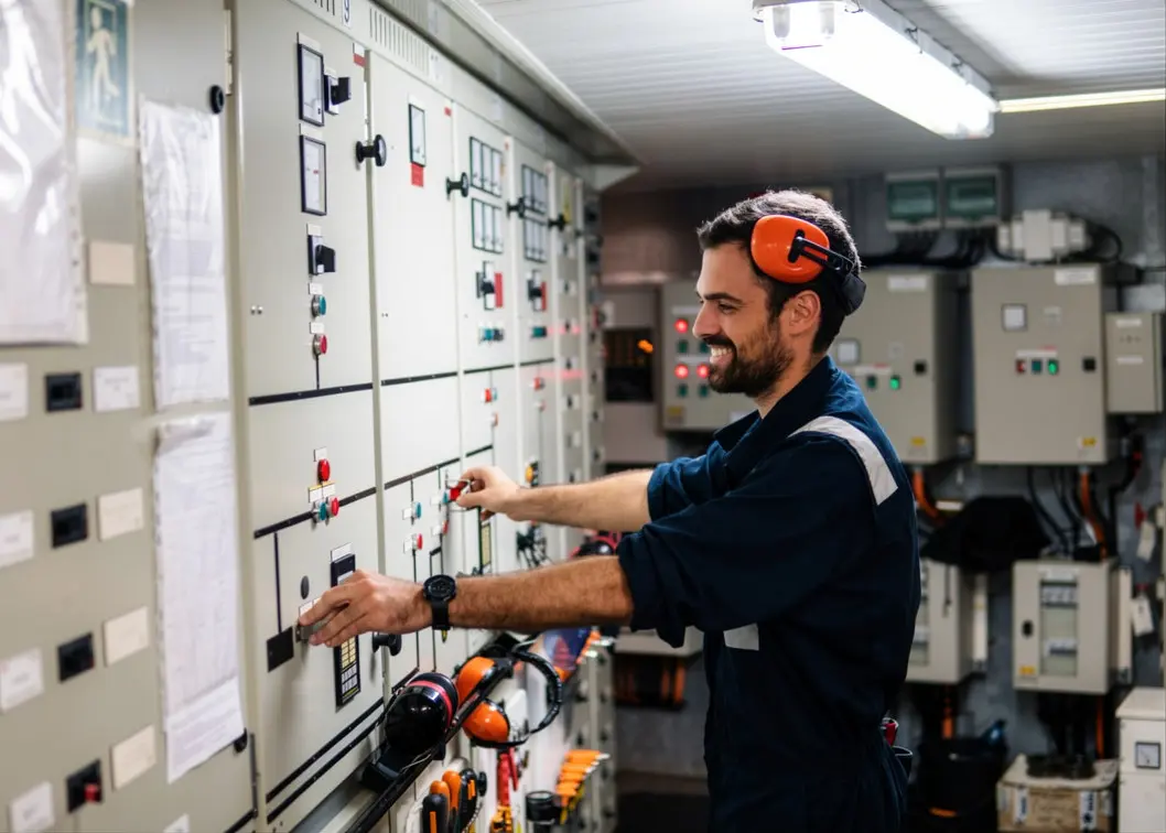 Electricista Naval Instalaciones Eléctricas a Bordo 1